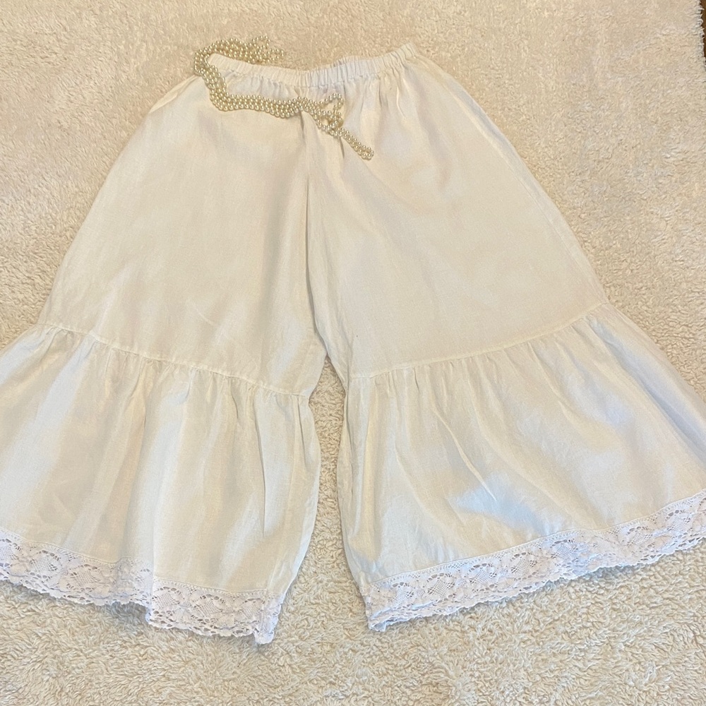 Wide-Leg Linen Lace Trim Pants